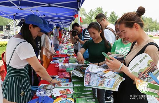 國家旅游局：抓旅游安全不能“說在嘴上、寫在紙上、貼在墻上”