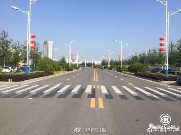 陜西榆林“3D斑馬線”遠看像路障，市政稱如果反響好將增設