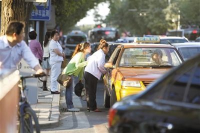 交通部將就“打車難”組織第三方評估