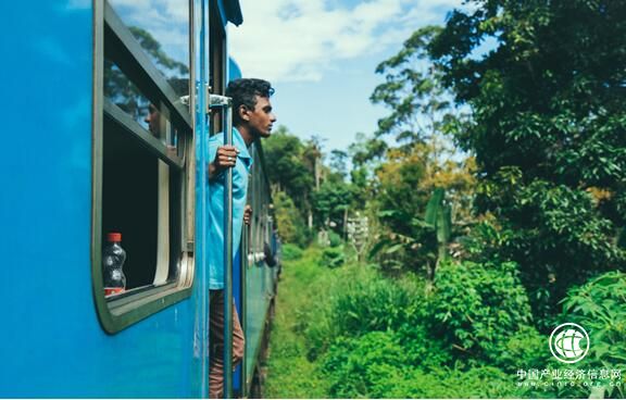 天巡skyscanner: 新年火車駛向浪漫旅程，你想體驗(yàn)的精彩都在路上