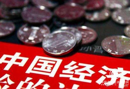 4月份消費(fèi)增速略有放緩 制造業(yè)增長(zhǎng)表現(xiàn)亮眼