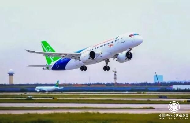 航空制造久久為功 C919翱翔藍天步入商用