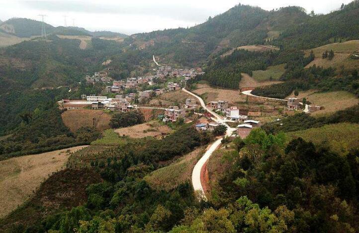 廣西百色與廣東深圳共建產業(yè)園推進扶貧協(xié)作