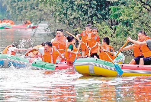 避暑游、“清涼游”“文化游”迎來“高人氣” 釋放夏日消費市場新動力