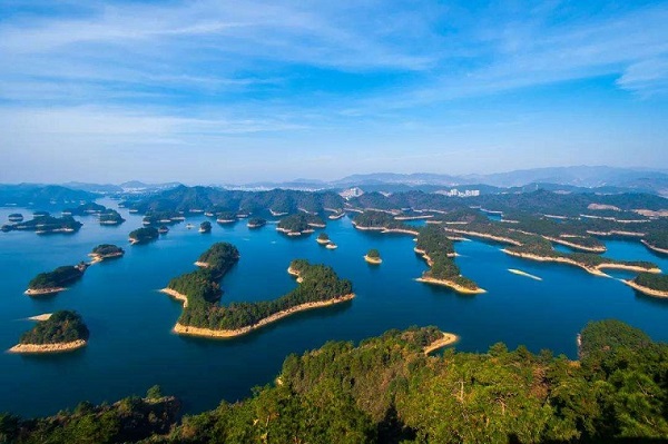 “天下第一秀水”——浙江千島湖