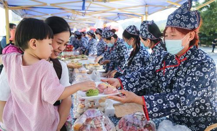 沂蒙山上慶豐收