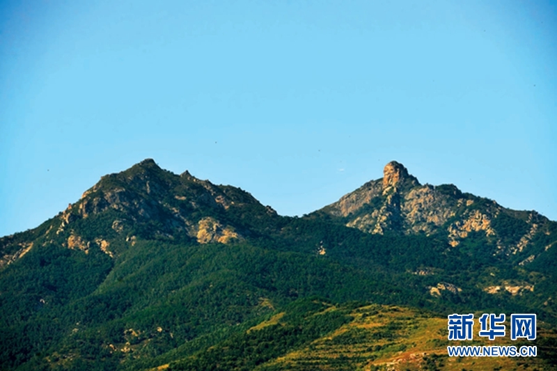 綠水青山畫棲霞