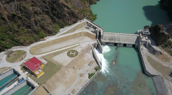 中國電建承建的尼泊爾最大水電站首臺機(jī)組并網(wǎng)發(fā)電