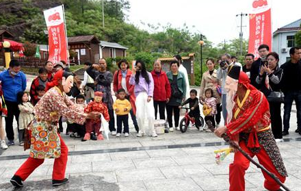 眺望“非遺特色景區(qū)”：傳統(tǒng)文化將成為旅行中“活”的部分