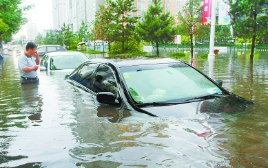 甘肅、陜西、山西等地遭受強降雨 多個旅游景點關(guān)閉