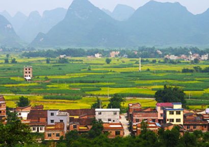 荒山變景區(qū)，農(nóng)民吃上“旅游飯”