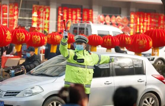 春節(jié)假期全國道路交通安全形勢平穩(wěn) 主干道路有序暢通