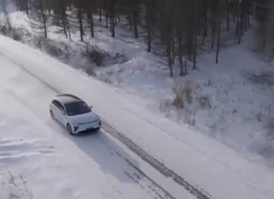 新能源汽車高寒測試“加速跑” “冷資源”正在轉(zhuǎn)化成“熱經(jīng)濟(jì)”