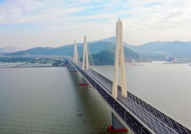 國內(nèi)首座公鐵同層跨海大橋通車