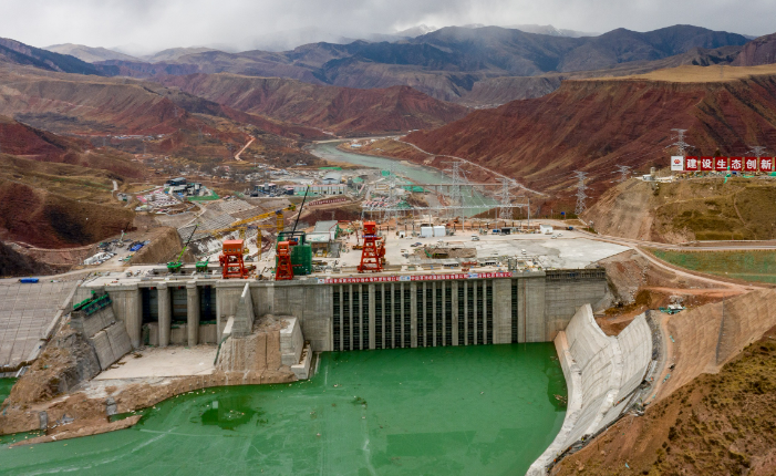 中國(guó)黃河上游在建裝機(jī)最大水電站首臺(tái)機(jī)組并網(wǎng)發(fā)電