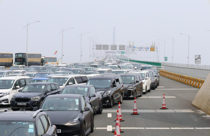 大灣區(qū)融合新里程碑！“港車北上”突破100萬輛次