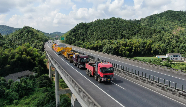 《湖南省道路運輸條例》11月施行 率先界定網(wǎng)約車平臺與聚合平臺核驗責(zé)任