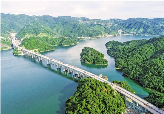 千黃高速淳安段雙幅貫通